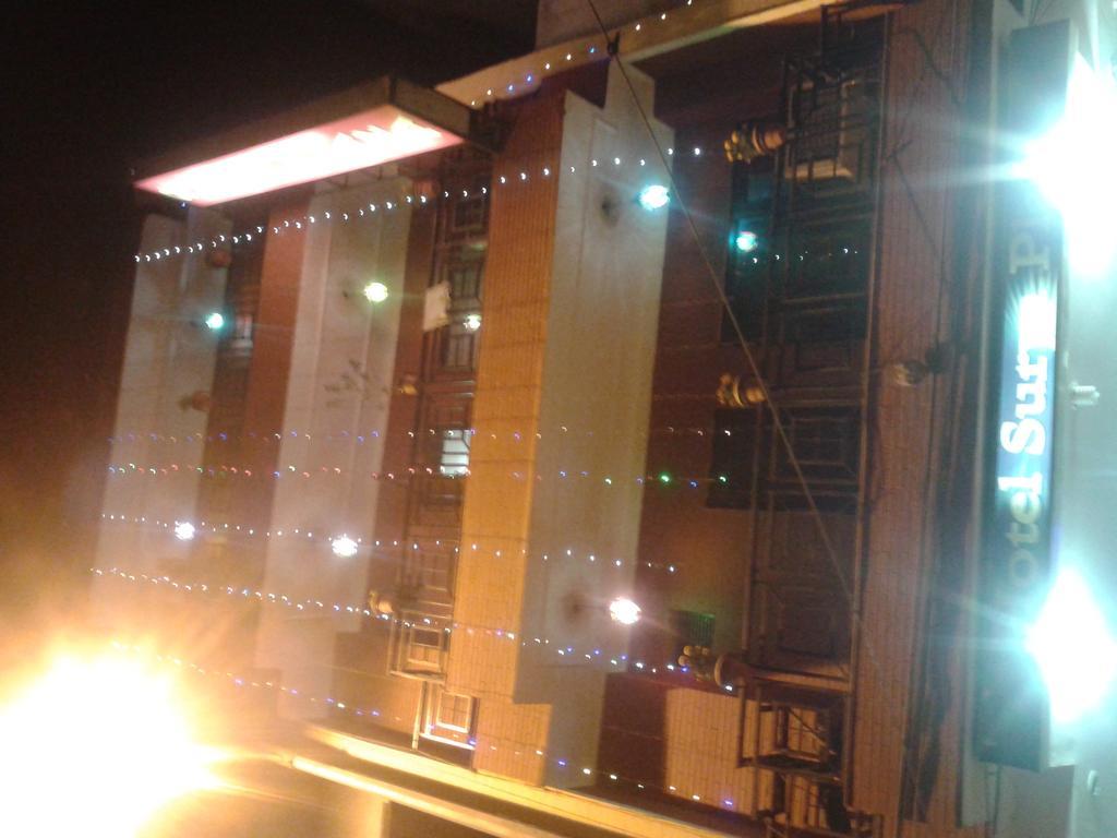 Hotel Surya Plaza Nowe Delhi Zewnętrze zdjęcie