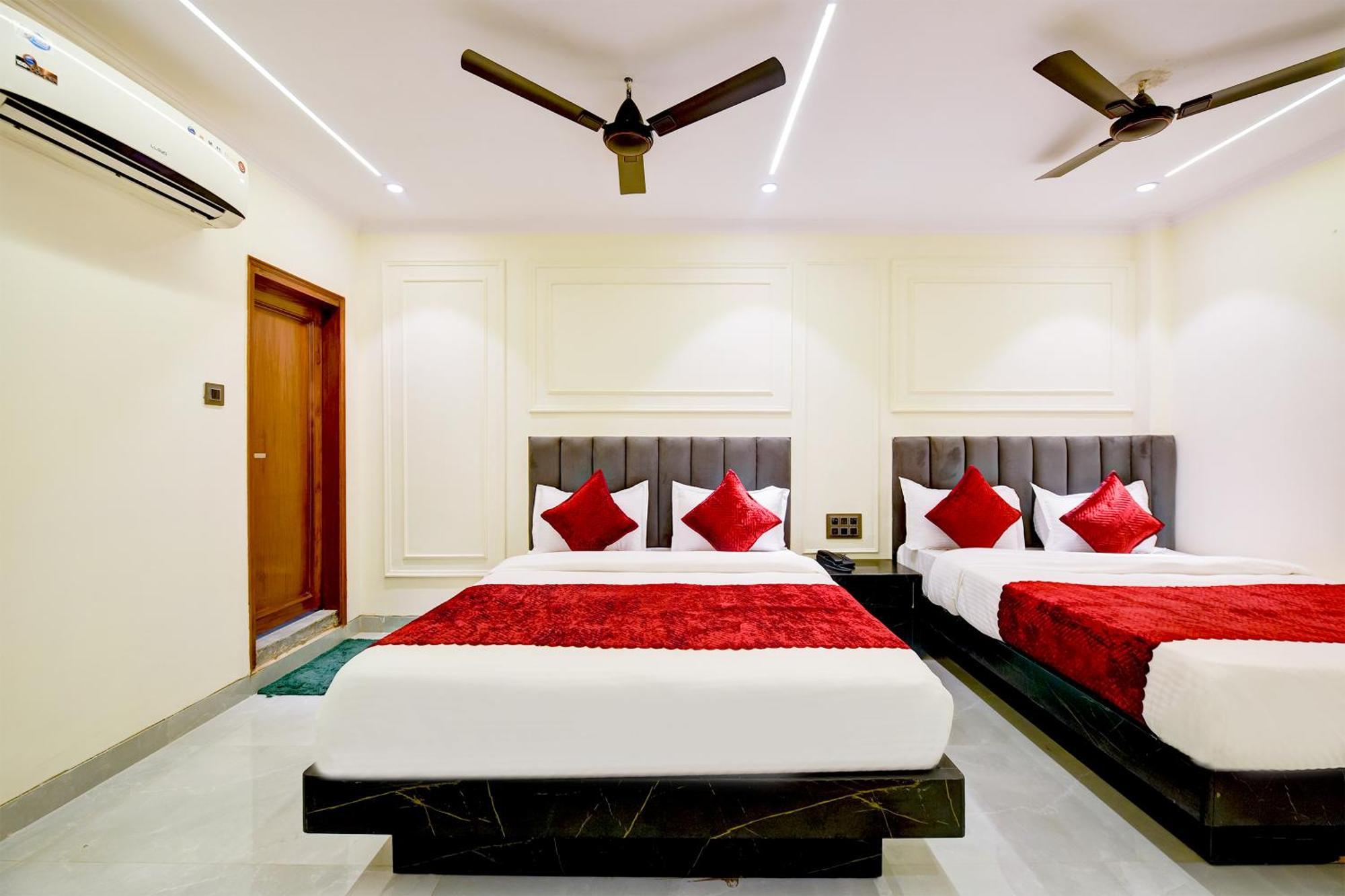 Hotel Surya Plaza Nowe Delhi Zewnętrze zdjęcie