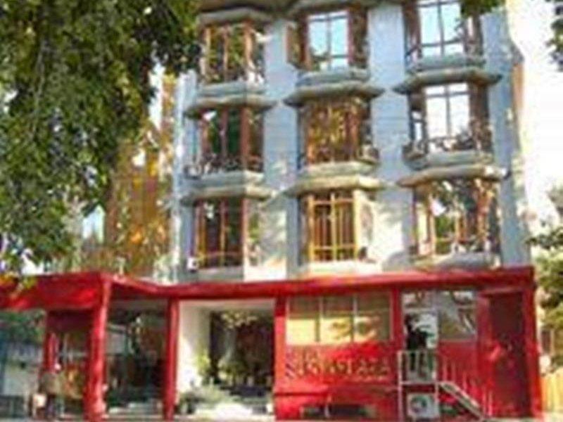 Hotel Surya Plaza Nowe Delhi Zewnętrze zdjęcie